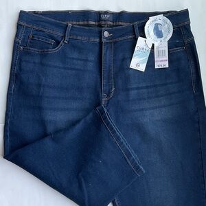Curve Appeal Capri Jeans